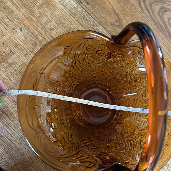 Indiana Glass 1970 Amber Gold Basket - Picture 5 of 5